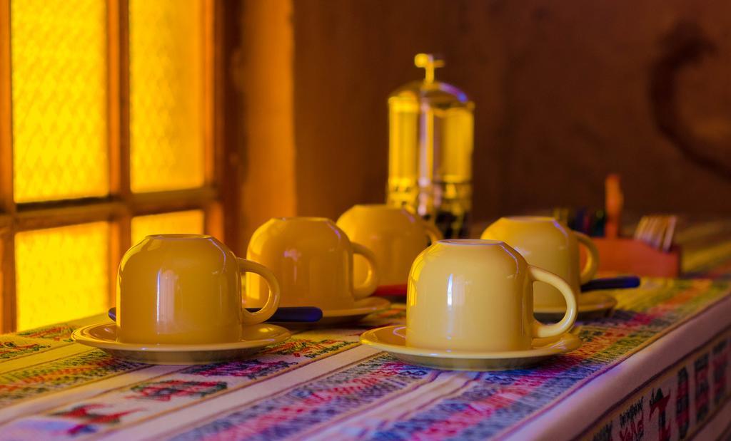 Hostal Alabalti Сан Педро де Атакама Екстериор снимка