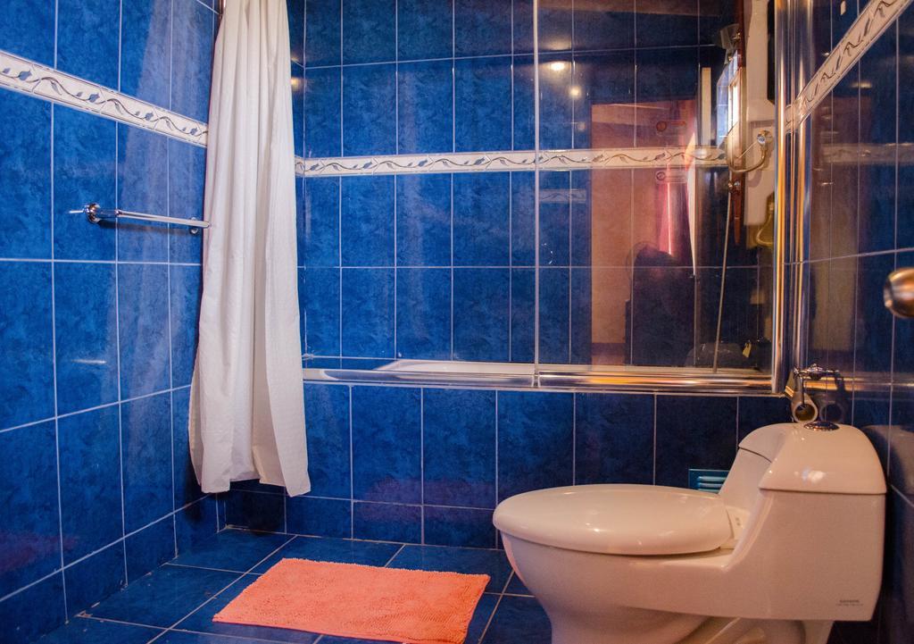 Hostal Alabalti Сан Педро де Атакама Екстериор снимка