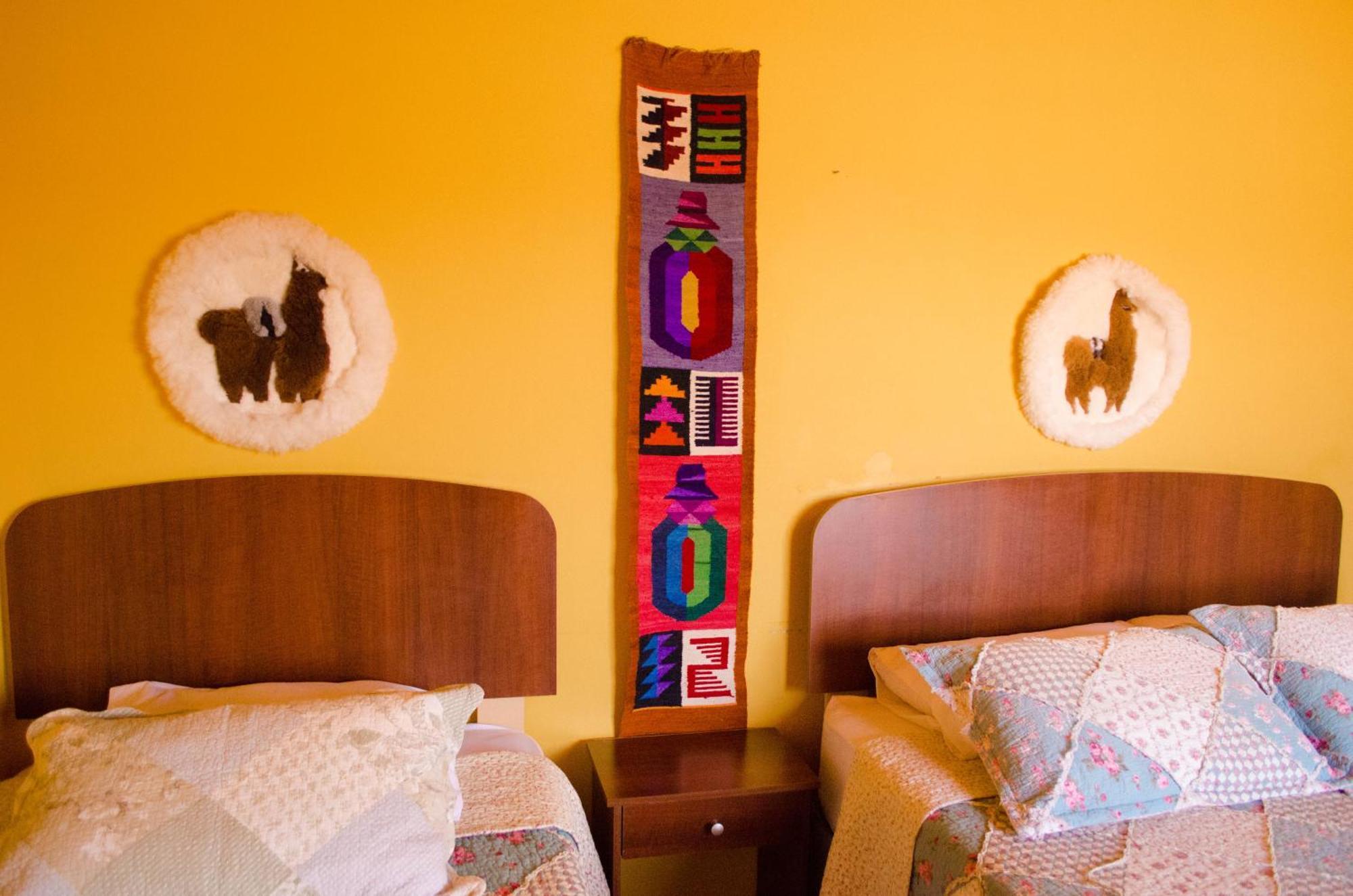 Hostal Alabalti Сан Педро де Атакама Екстериор снимка