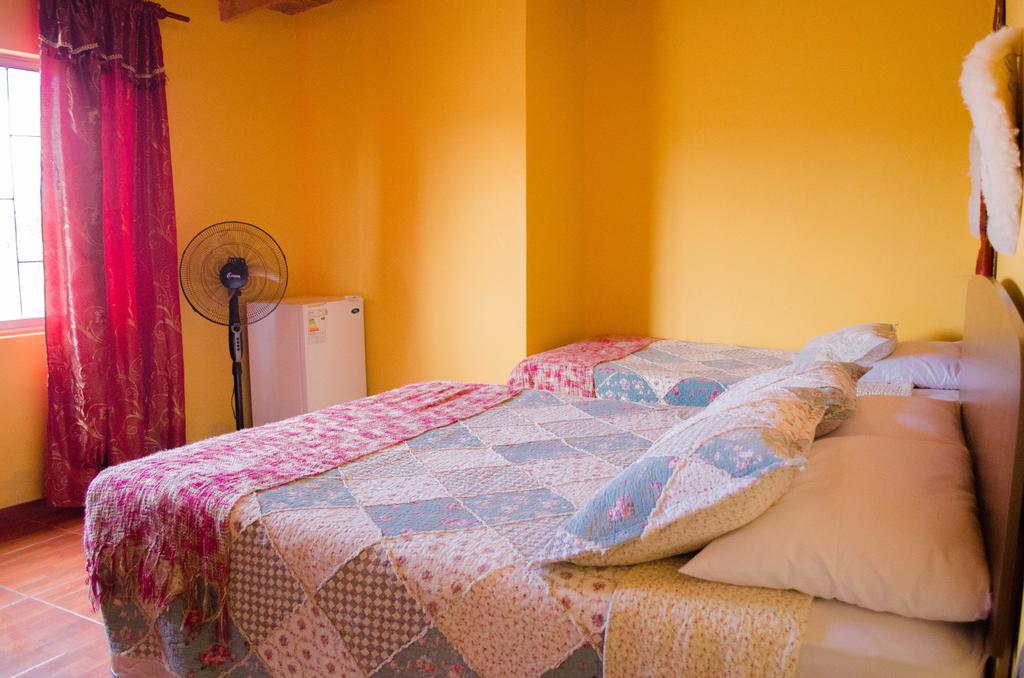 Hostal Alabalti Сан Педро де Атакама Екстериор снимка