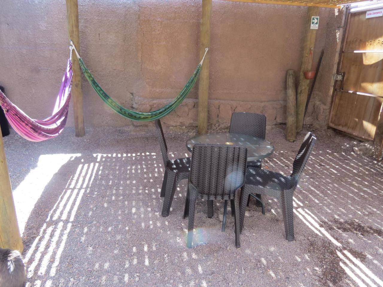Hostal Alabalti Сан Педро де Атакама Екстериор снимка